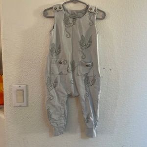 Oliver & Rain Organic Baby.  Romper.  18 moths